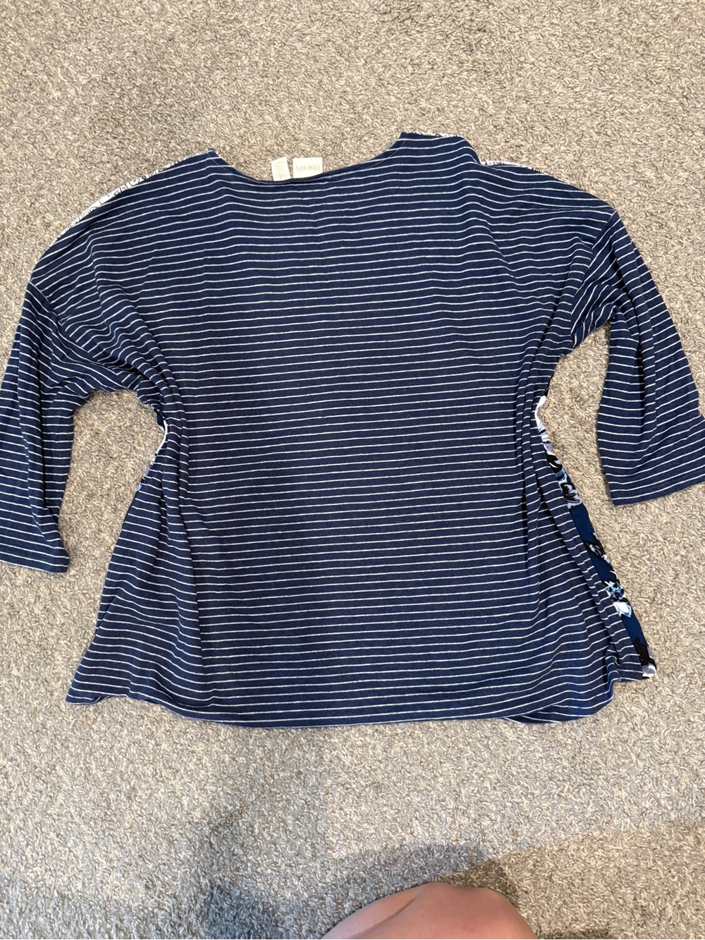 Chico's Plus Size 4 Navy Floral Lace Stripe Blouse Top - Picture 4 of 4